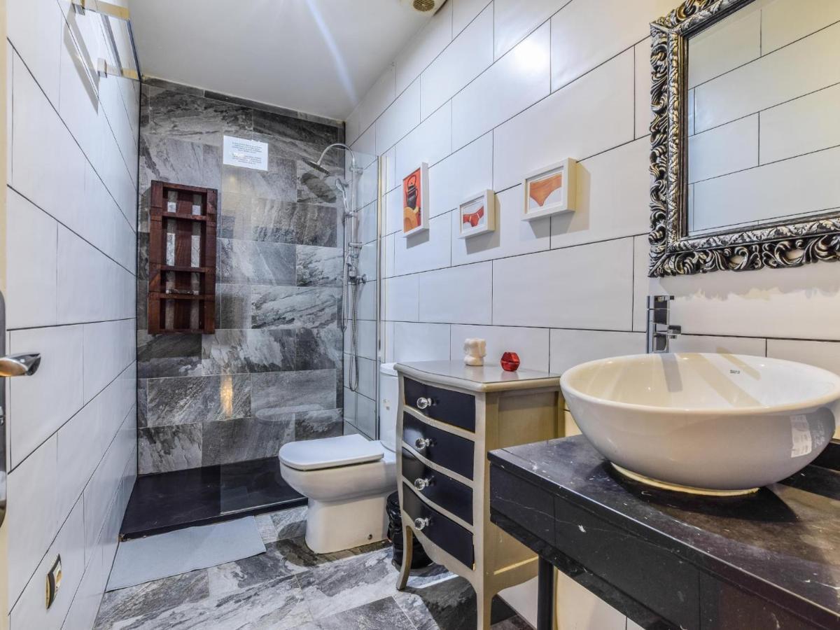 Apartamento Castizo En Madrid Rio Apartment ภายนอก รูปภาพ