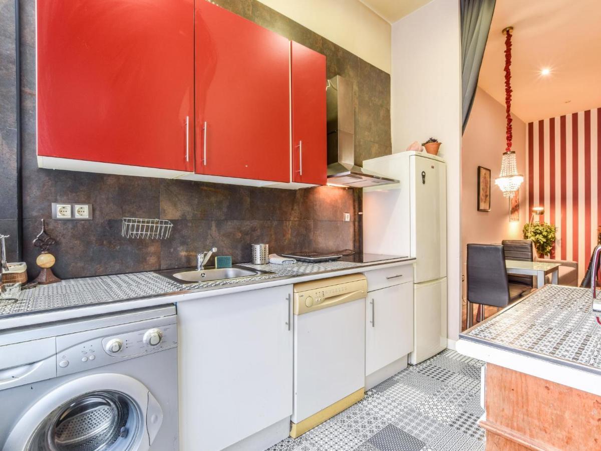 Apartamento Castizo En Madrid Rio Apartment ภายนอก รูปภาพ