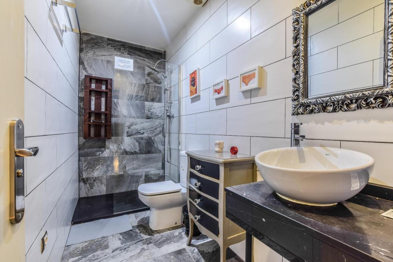 Apartamento Castizo En Madrid Rio Apartment ภายนอก รูปภาพ